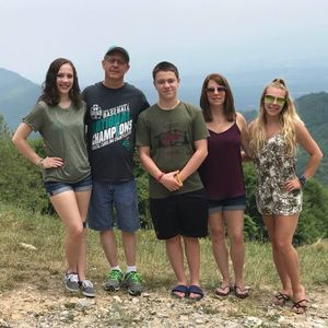 Meet your Posher, Debra